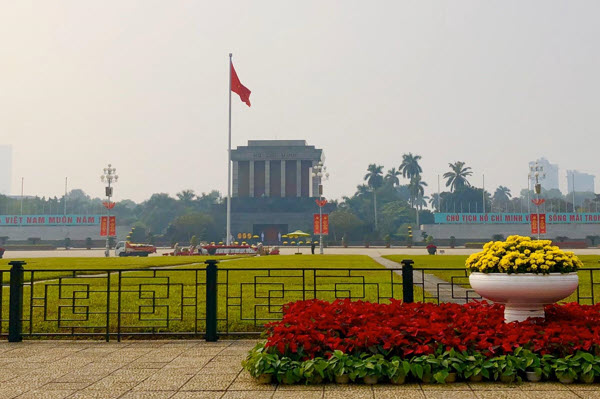 Where to go when traveling to Hanoi?